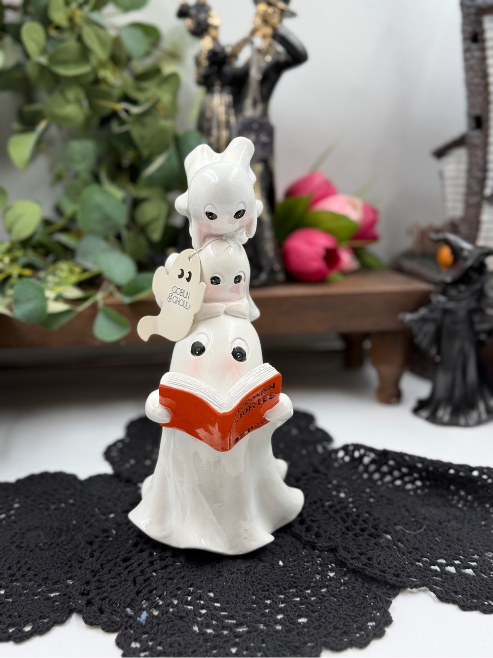 Goblin & Ghoul Stacked Ghosts Reading Hooman Stories Figurine HTF